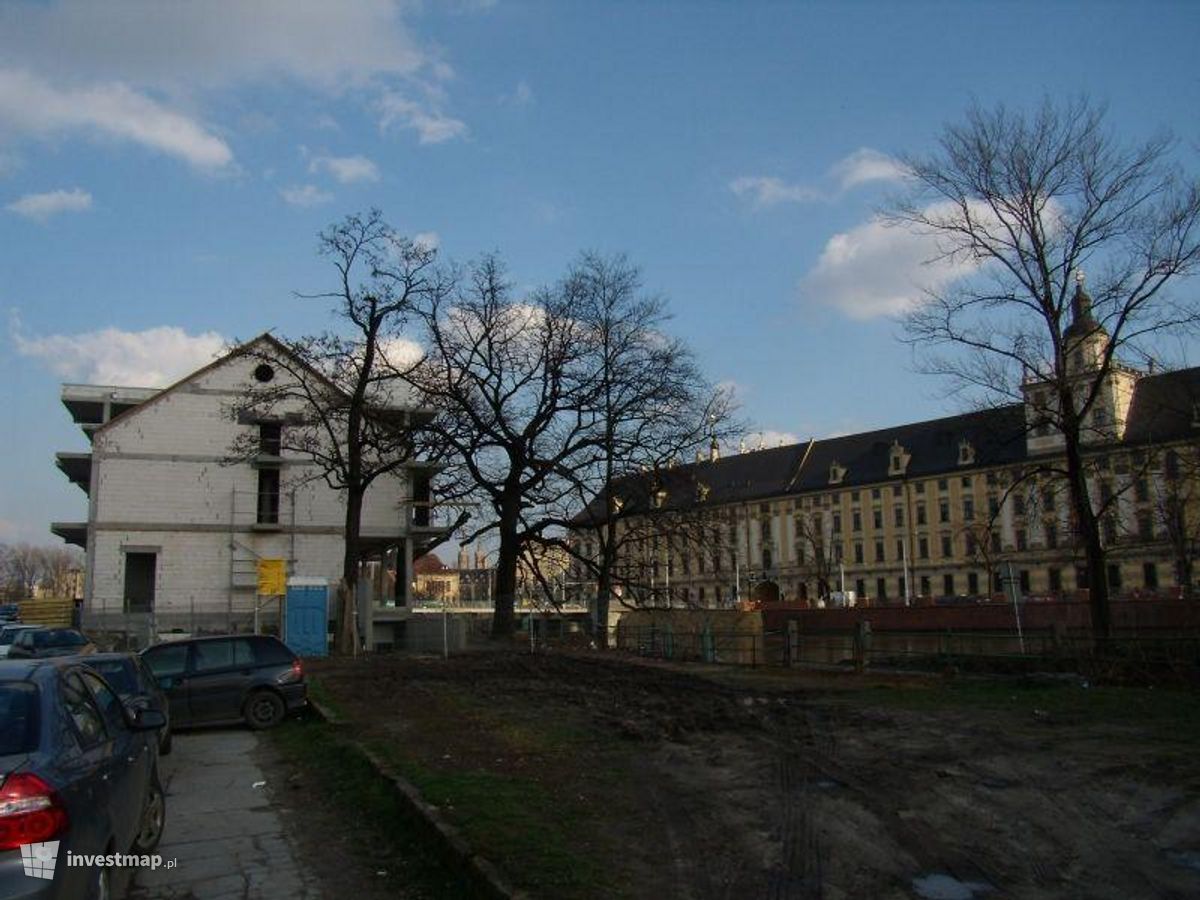 Zdjęcie [Żerniki Wrocławskie] Żernicki Rynek - 297 mieszkań fot. Jan Augustynowski