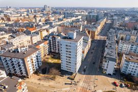 Rewitalizacja uratuje słynny modernistyczny Trzonolinowiec we Wrocławiu [FILMY+ZDJĘCIA+WIZUALIZACJE]