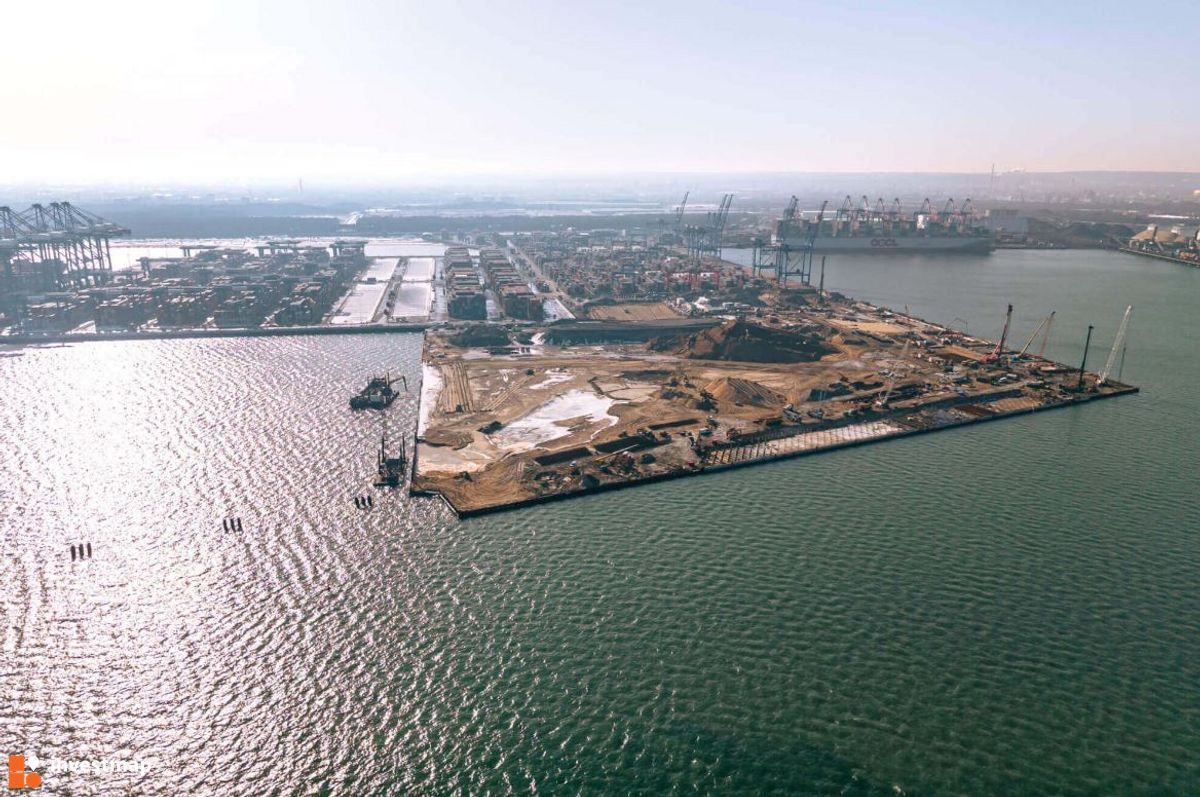 Zdjęcie Terminal Kontenerowy Baltic Hub Gdańsk fot. Orzech 