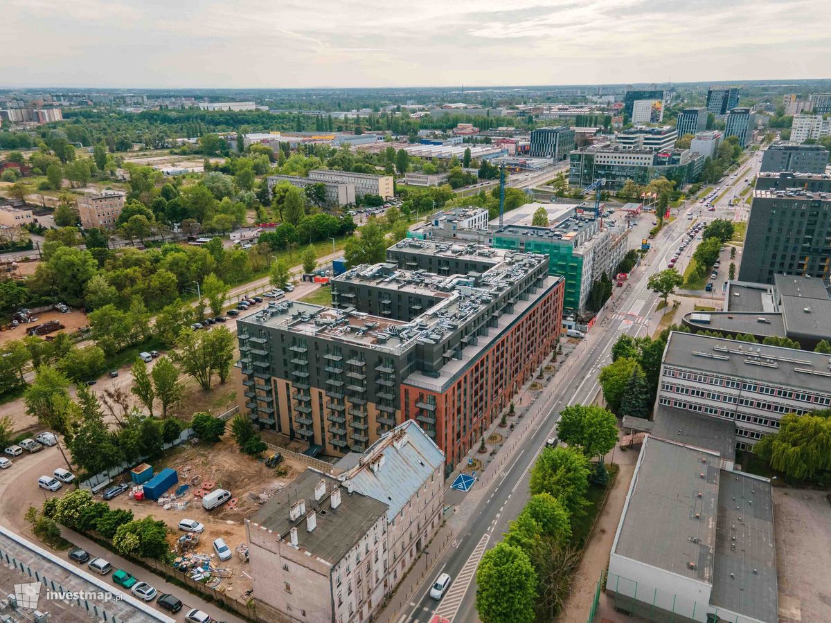 Zdjęcie Budynek mieszkalno-usługowy, ul. Braniborska fot. Jakub Zazula 