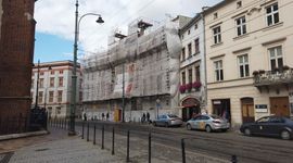 Na Starym Mieście w Krakowie trwa remont zabytkowego Pałacu Larischa [ZDJĘCIA]