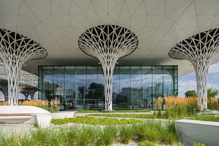 Dworzec Metropolitalny w Lublinie z "architektonicznym Oskarem" [FILMY]