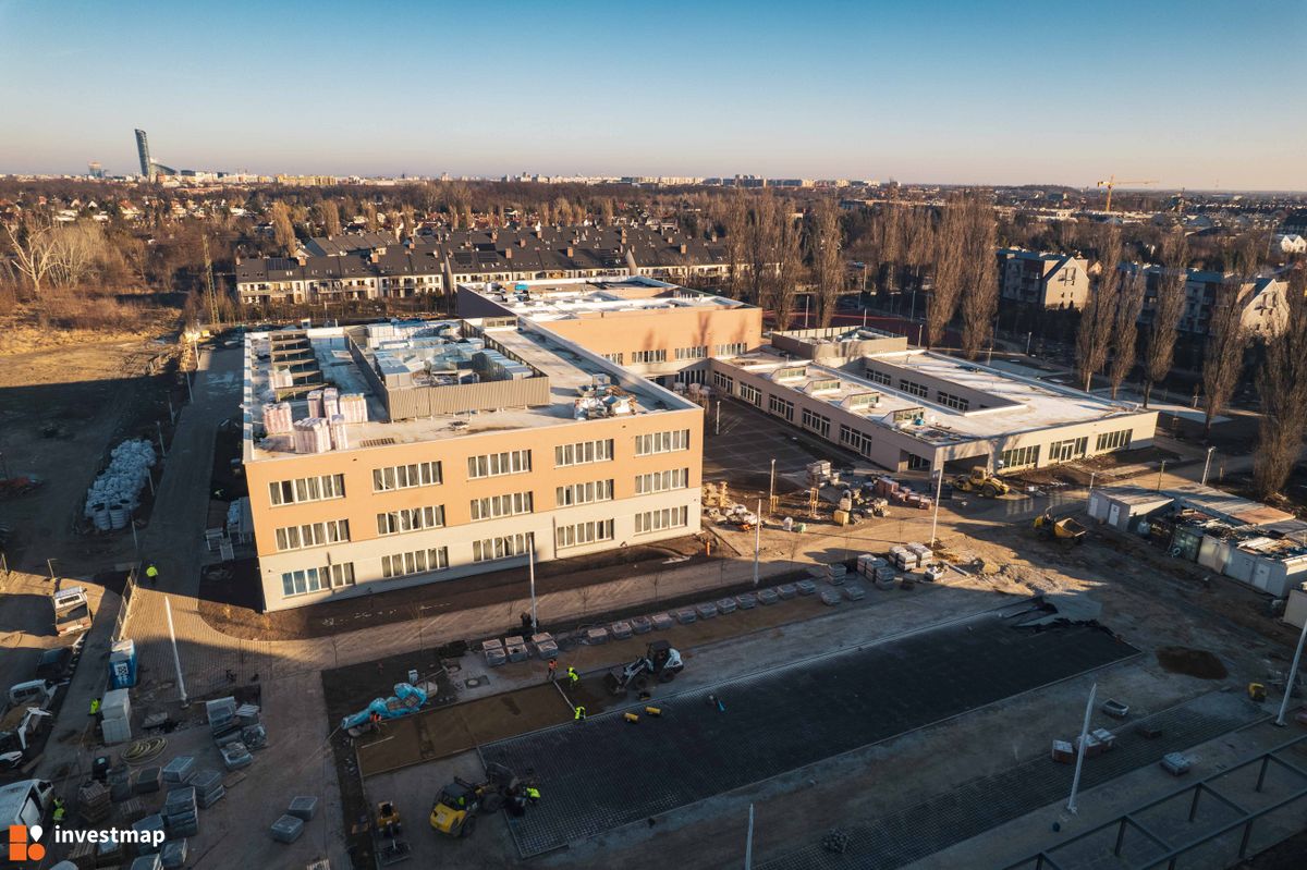 Zdjęcie Zespół szkolno-przedszkolny, ul. Zwycięska fot. Jakub Zazula 