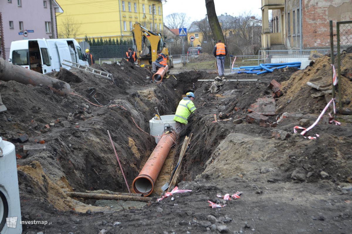 Zdjęcie [Wrocław] Ulica Nowogorlicka fot. Jan Augustynowski