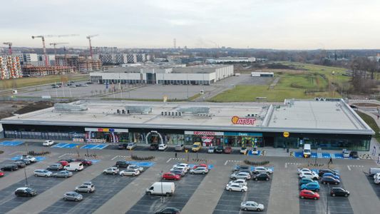 KG Group otworzyło 8 grudnia kolejne dwa duże centra sieci Atut w Krakowie