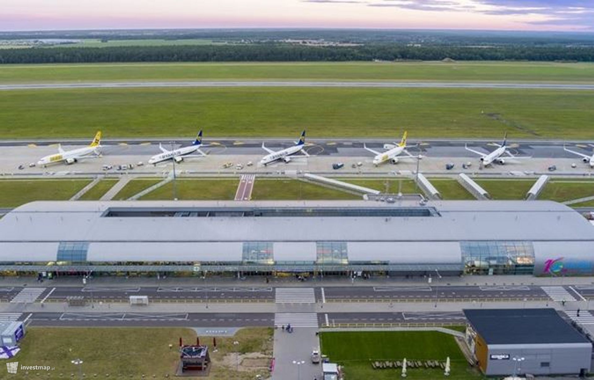 Plan Generalny portu lotniczego Warszawa-Modlin zatwierdzony. Mazowieckie lotnisko z szansą na rozbudowę i rozwój