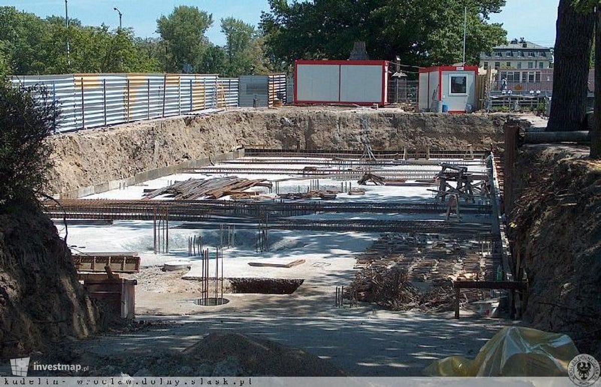 Zdjęcie [Żerniki Wrocławskie] Żernicki Rynek - 297 mieszkań fot. Jan Augustynowski