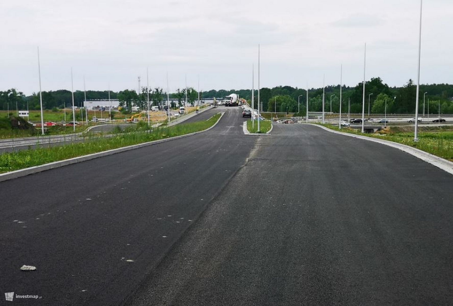 Postępują prace na budowie Wschodniej Obwodnicy Wrocławia na odcinku pomiędzy Łanami a Długołęką 
