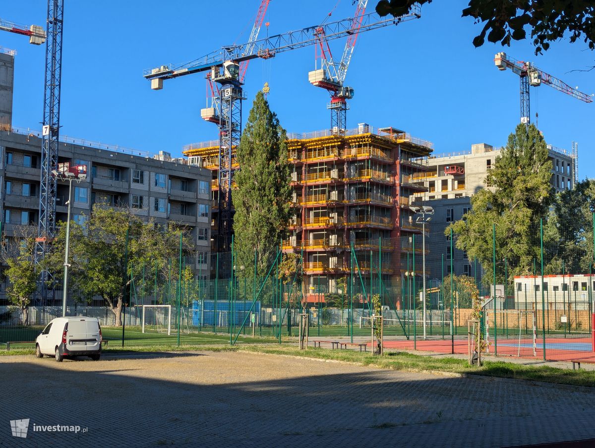 Zdjęcie Modern Mokotów fot. Jakub Zazula 