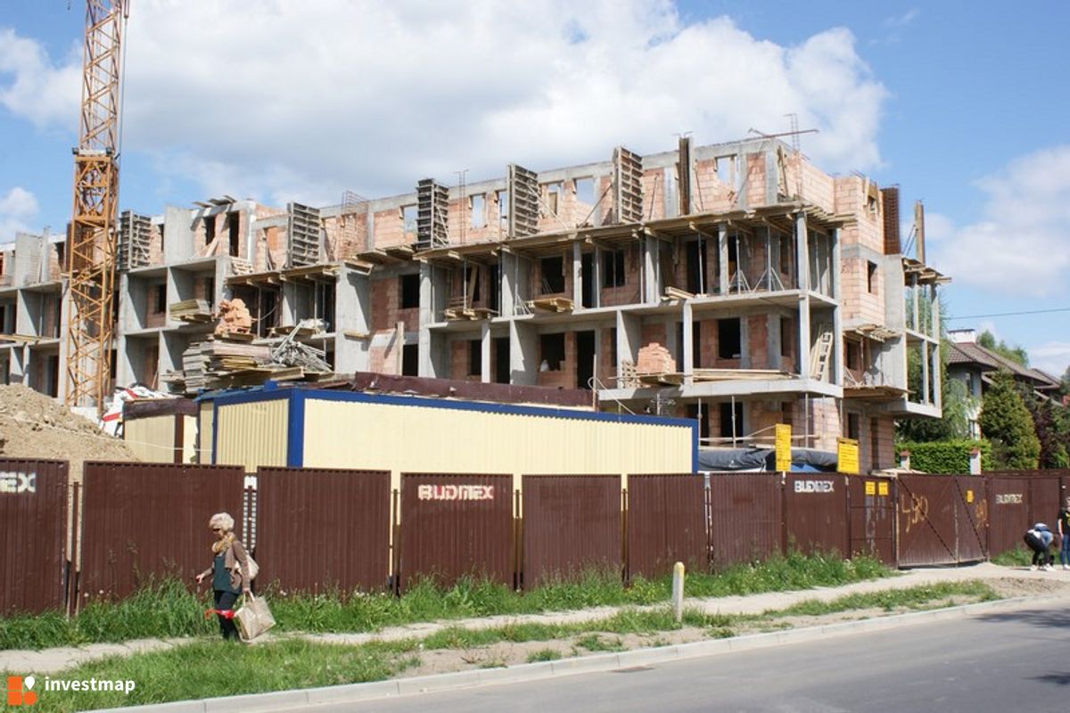 Zdjęcie [Kraków] Budynki Mieszkalne, ul. Gołaśka fot. Damian Daraż 