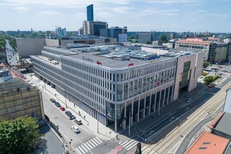 Amerykańska firma LeverX zwiększa zatrudnienie we Wrocławiu i przenosi się do Retro Office House