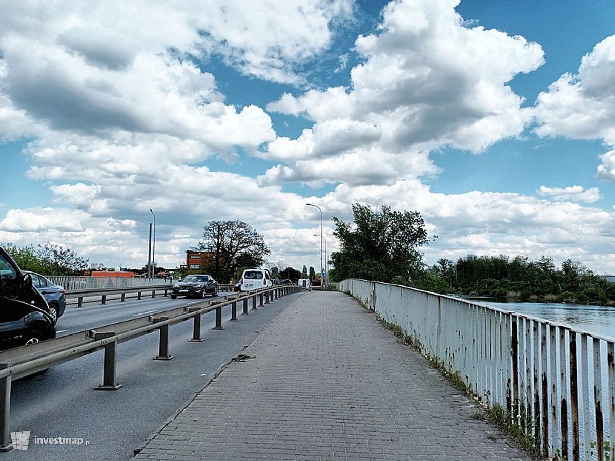 Zdjęcie Most nad Kanałem Żerańskim fot. Orzech 