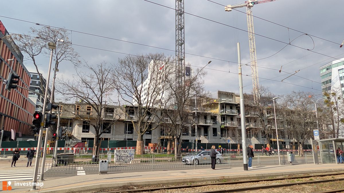 Zdjęcie Powstańców 7D fot. Jan Augustynowski