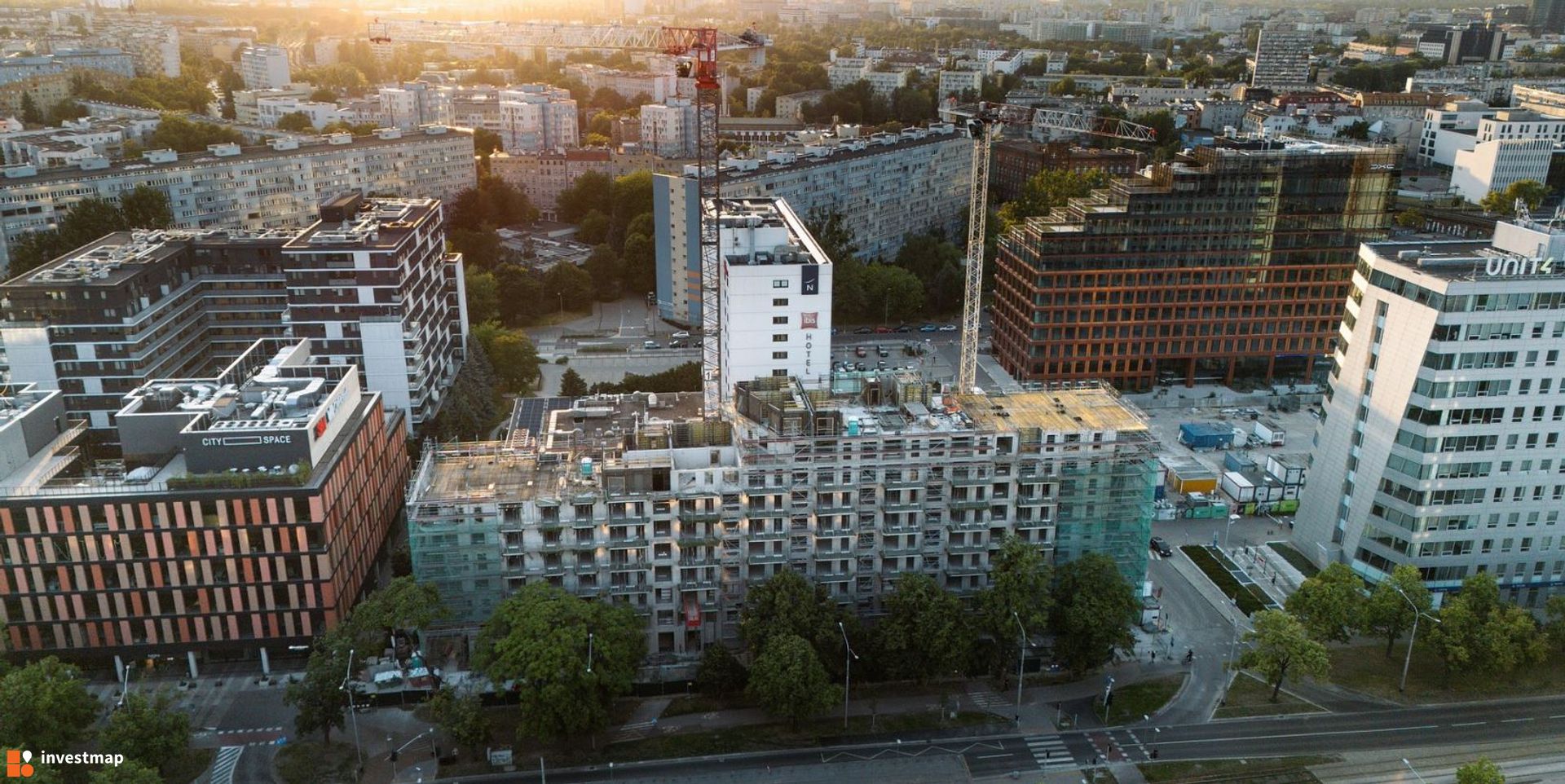 Budowa luksusowego 18-kondygnacyjnego apartamentowca Powstańców 7D we Wrocławiu wchodzi w kluczowy etap realizacji 