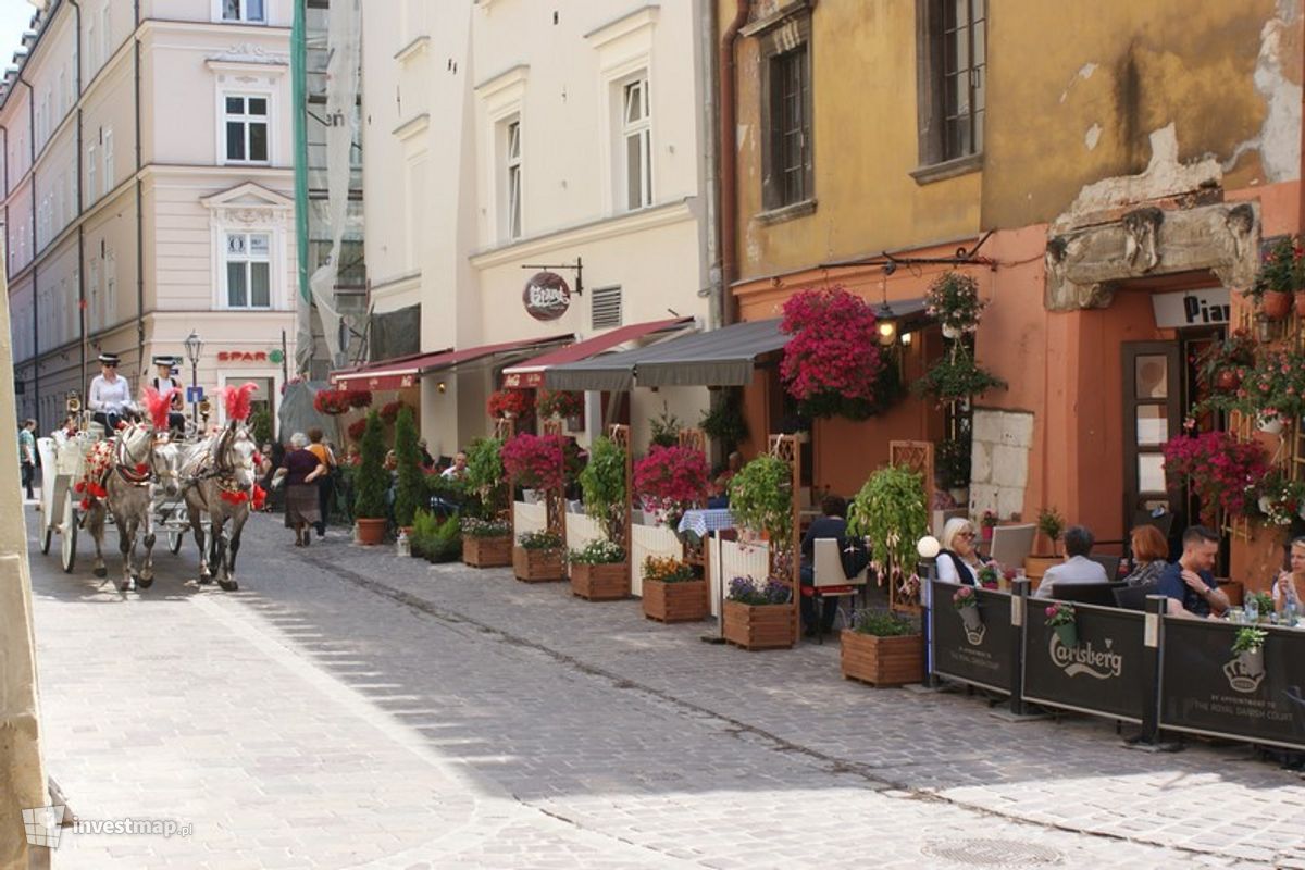 Zdjęcie [Kraków] Remont Kamienicy, ul. Senacka 9 fot. Damian Daraż 