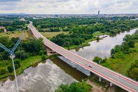 We Wrocławiu, w ramach budowy Alei Wielkiej Wyspy, powstały dwa nowe mosty [FILMY + ZDJĘCIA]