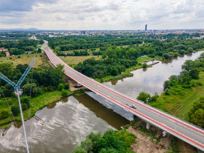 We Wrocławiu, w ramach budowy Alei Wielkiej Wyspy, powstały dwa nowe mosty [FILMY + ZDJĘCIA]