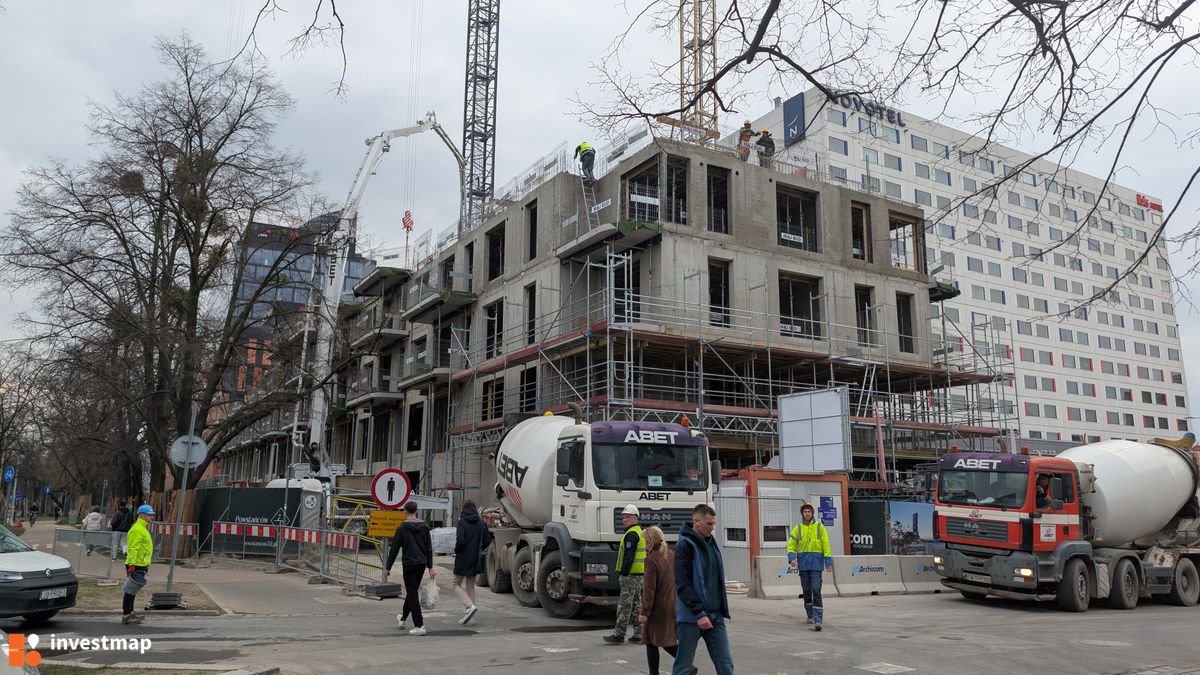 Zdjęcie Powstańców 7D fot. Jan Augustynowski