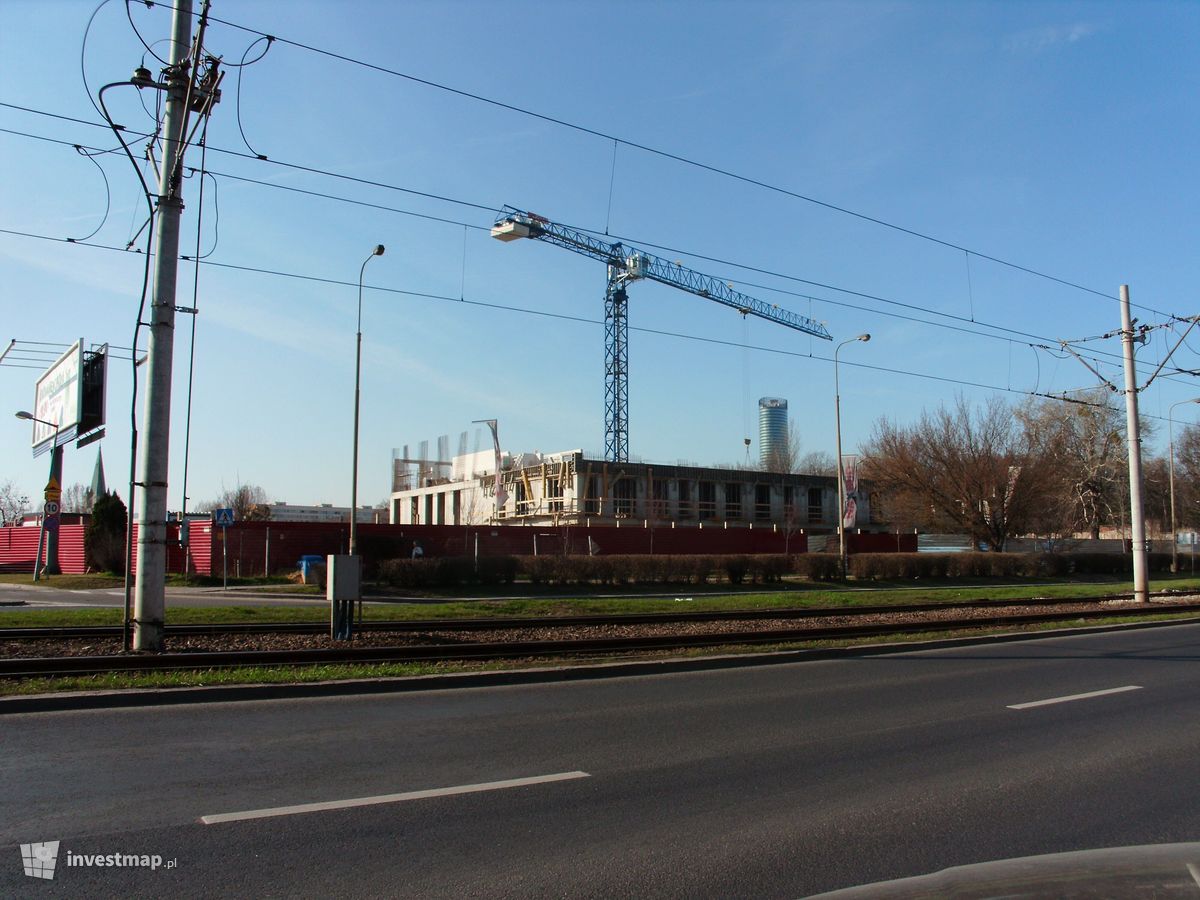 Zdjęcie [Wrocław] Komisariat Policji "Wrocław-Krzyki", ul. Ślężna fot. Jan Augustynowski