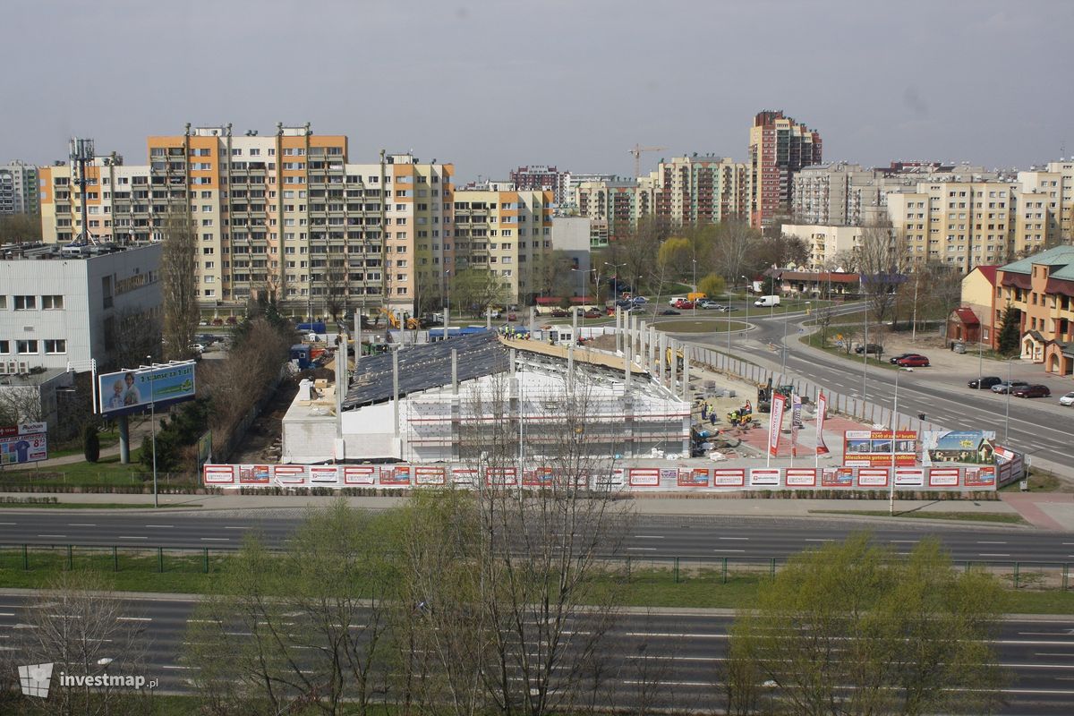 Zdjęcie [Wrocław] Biedronka, ul. Orlińskiego/Horbaczewskiego fot. worldinmyeyes 