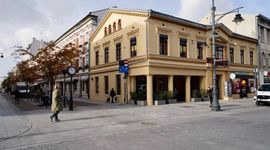 Kolejna zabytkowa kamienica przy Piotrowskiej w Łodzi odzyskała blask [ZDJĘCIA]