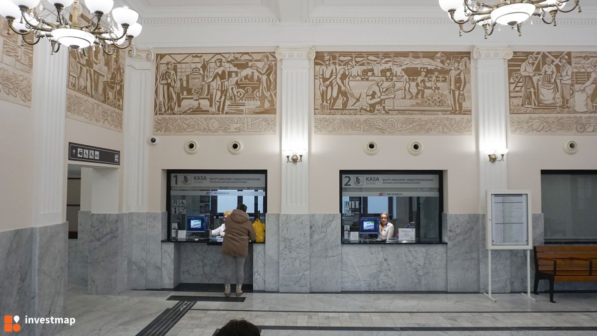 Zdjęcie Dworzec kolejowy w Skierniewicach fot. Wojciech Jenda