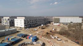 Budowa wielkiego Nowego Szpitala Onkologicznego we Wrocławiu nabiera tempa. Widać już finalny kształt  inwestycji [FILM+ZDJĘCIA]