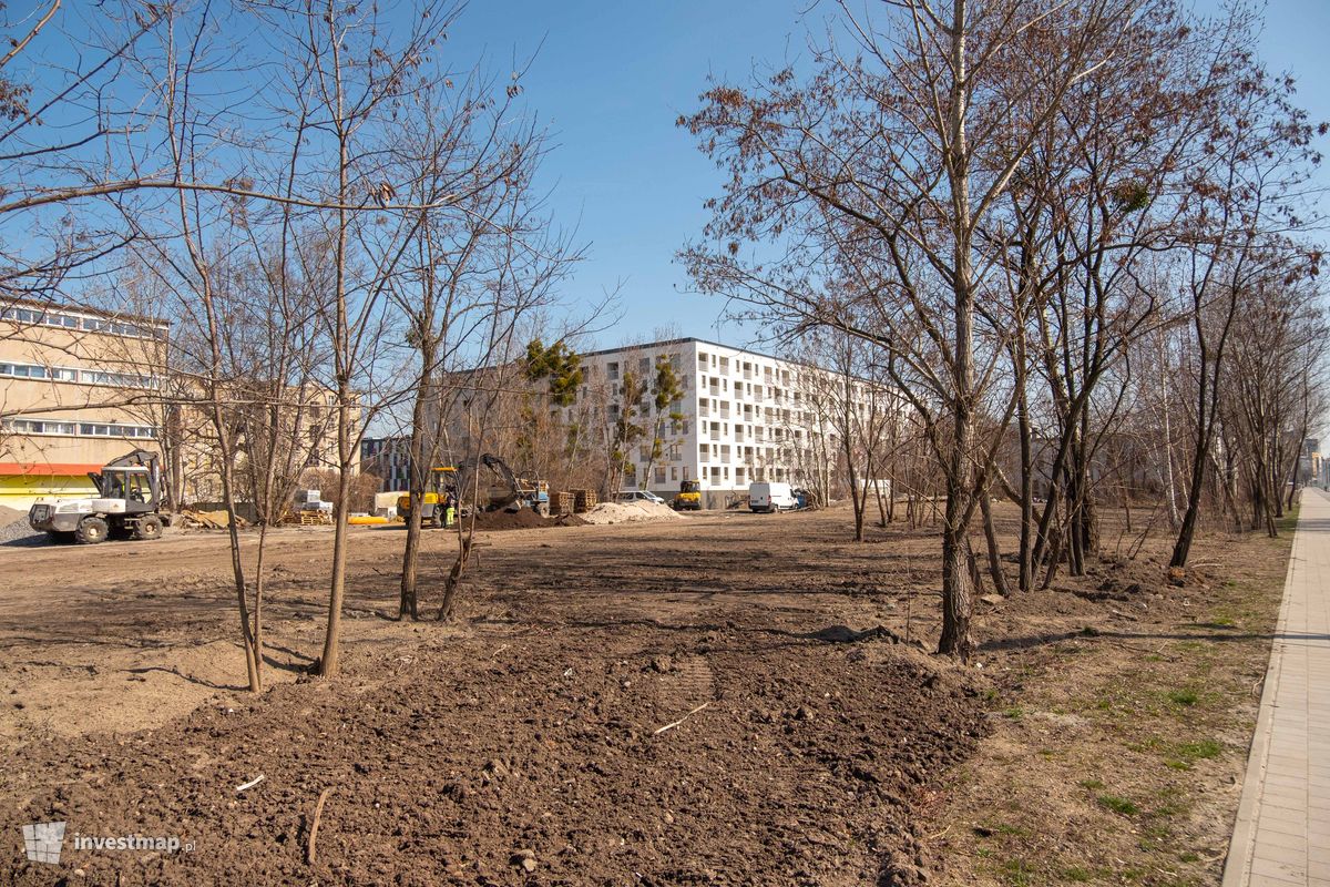 Zdjęcie [Wrocław] Budynek wielorodzinny "Braniborska 44" fot. Jakub Zazula 