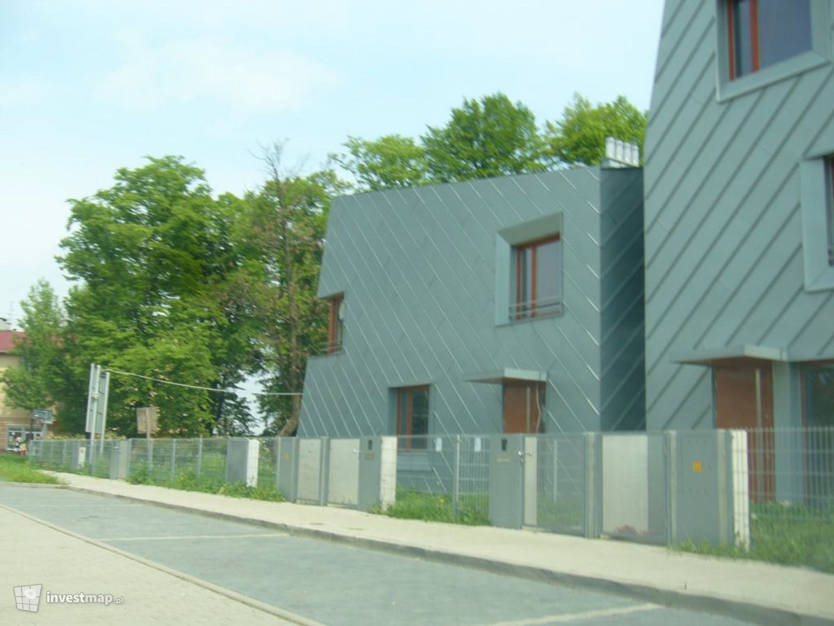 Zdjęcie [Wrocław] Osiedle domów jednorodzinnych "MikMak House" fot. Orzech 