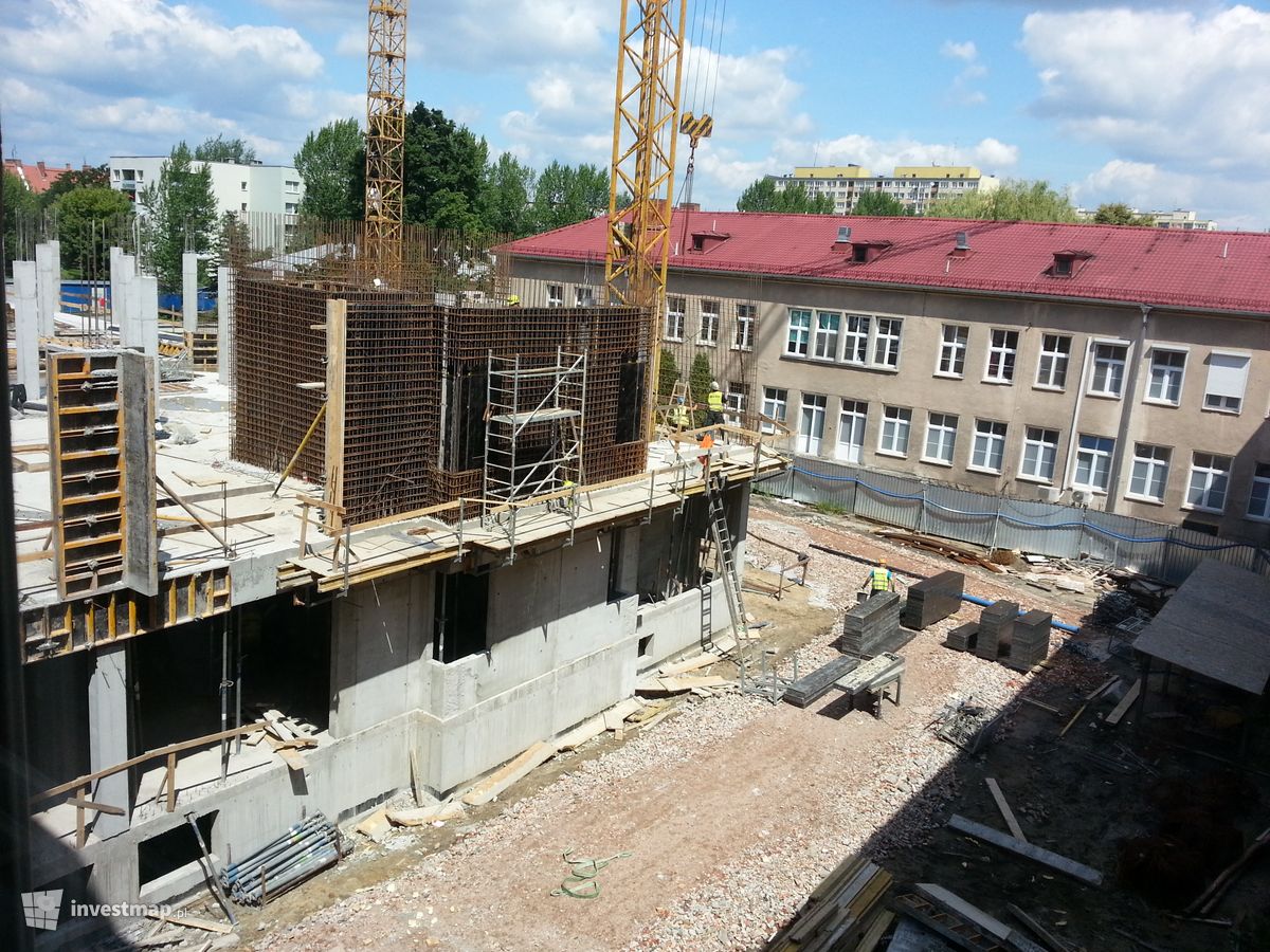 Zdjęcie [Wrocław] Rozbudowa 4. Wojskowego Szpitala Klinicznego, ul. Weigla fot. Tomg 