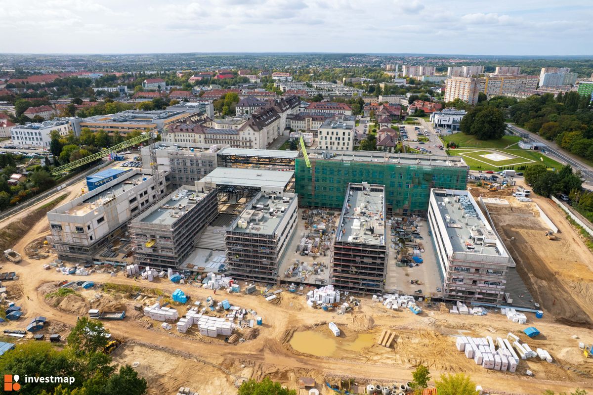 Zdjęcie Centrum Medycyny Transplantacyjnej i Collegium Pharmaceuticum PUM fot. Jakub Zazula 
