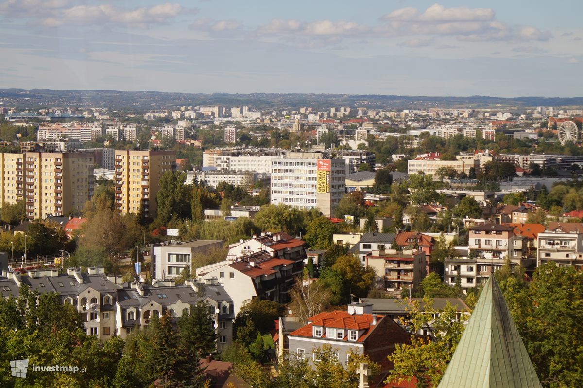 Zdjęcie Biurowiec, ul. Zakopiańska 9 fot. Damian Daraż 