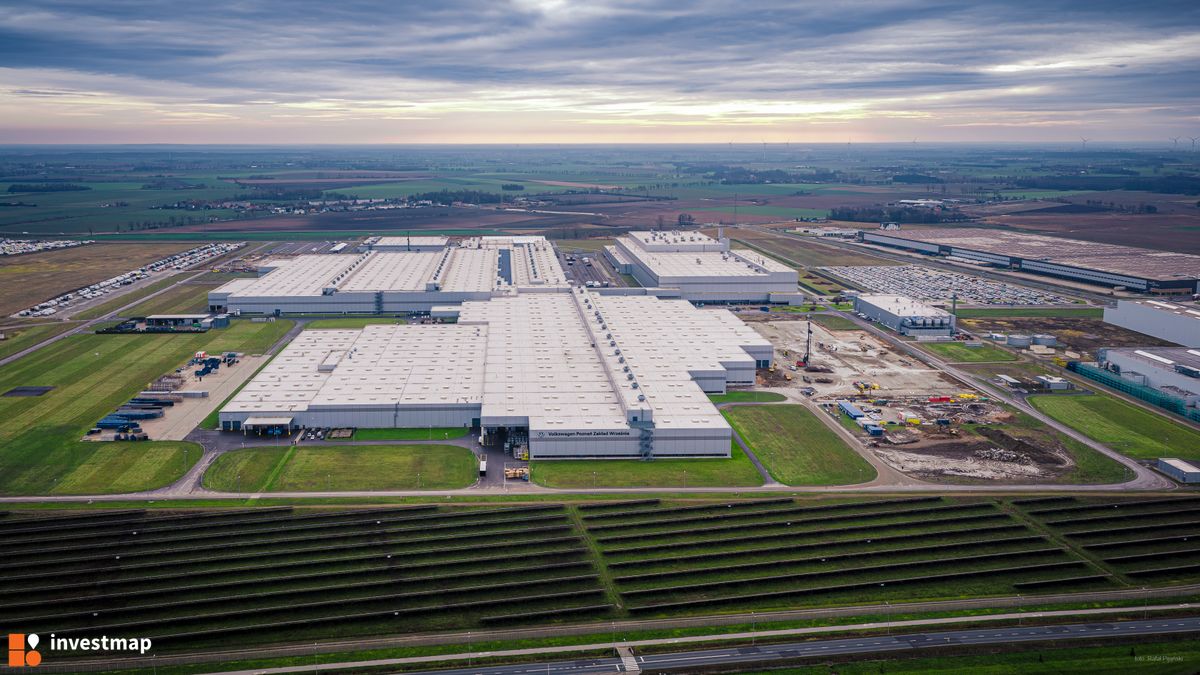 Zdjęcie Fabryka Volkswagen Poznań we Wrześni fot. Orzech 