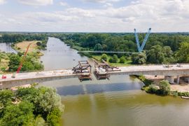 We Wrocławiu postępują prace na budowie mostu Wschodniego i Alei Wielkiej Wyspy [FILM + ZDJĘCIA]