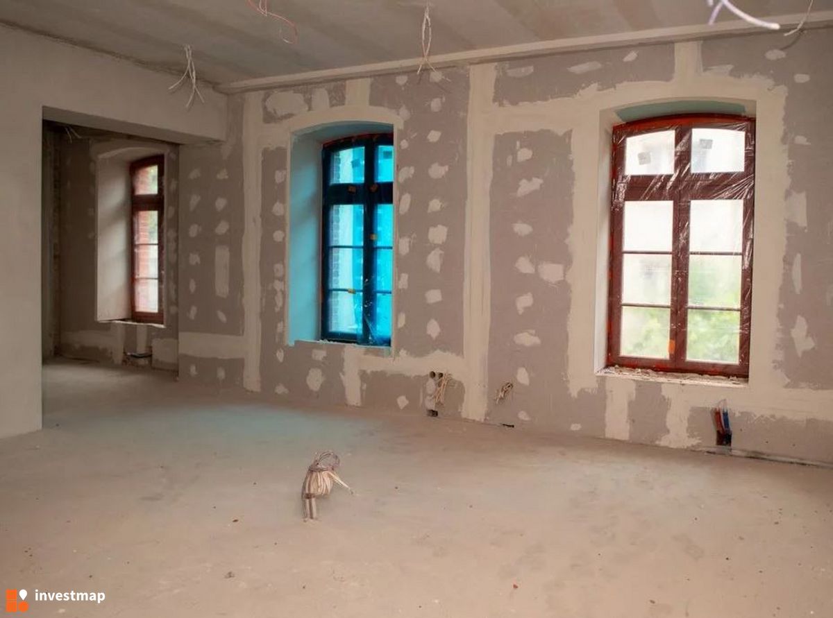 Zdjęcie Remont famuły, ul. Ogrodowa 24 fot. Orzech 