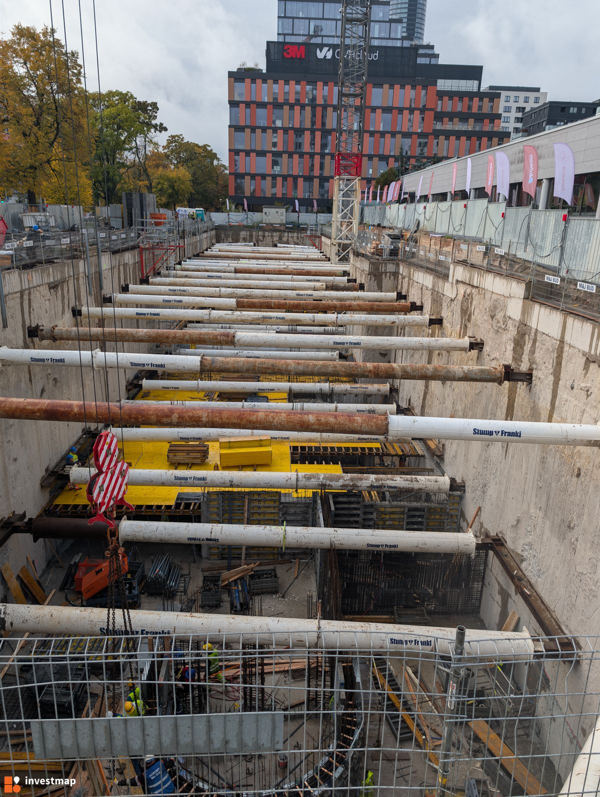 Zdjęcie Powstańców 7D fot. Jan Augustynowski