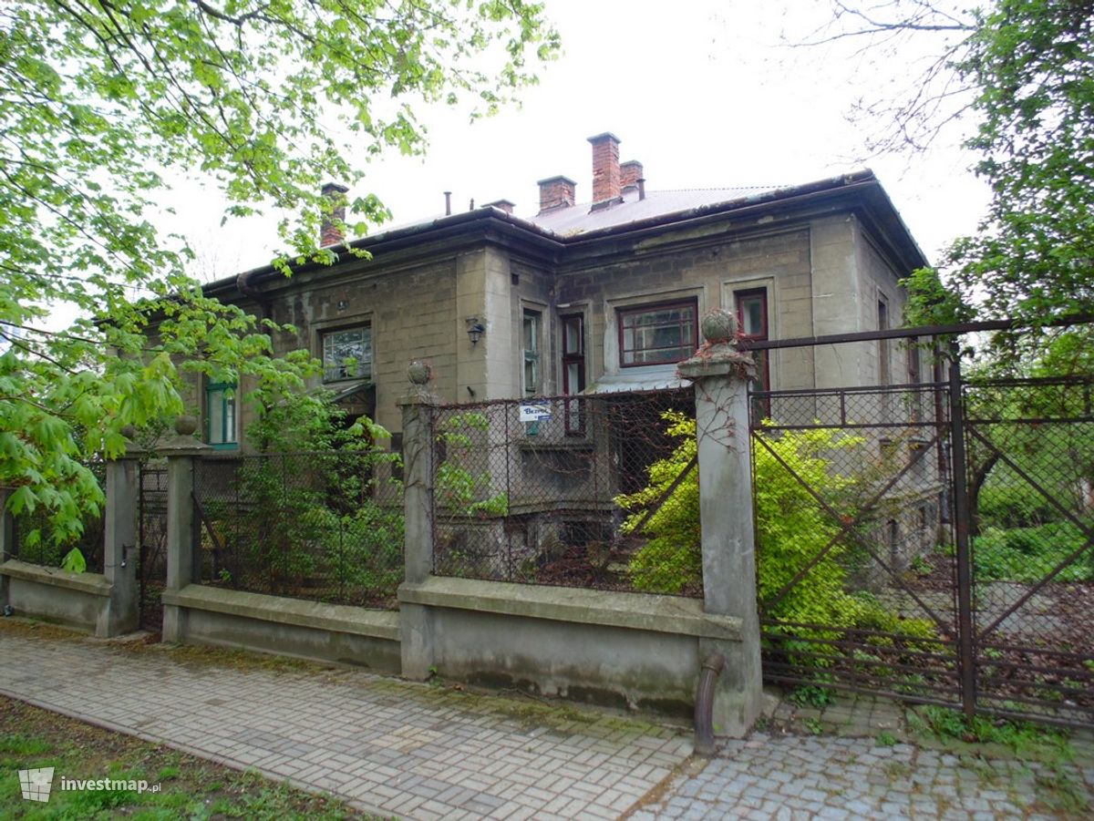 Zdjęcie [Rzeszów] Apartamentowiec, ul. Dekerta 4 fot. Damian Daraż 