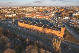 Kolejny zabytkowy kompleks w Łodzi odzyska swój dawny blask i przejdzie metamorfozę [FILM+ZDJĘCIA]