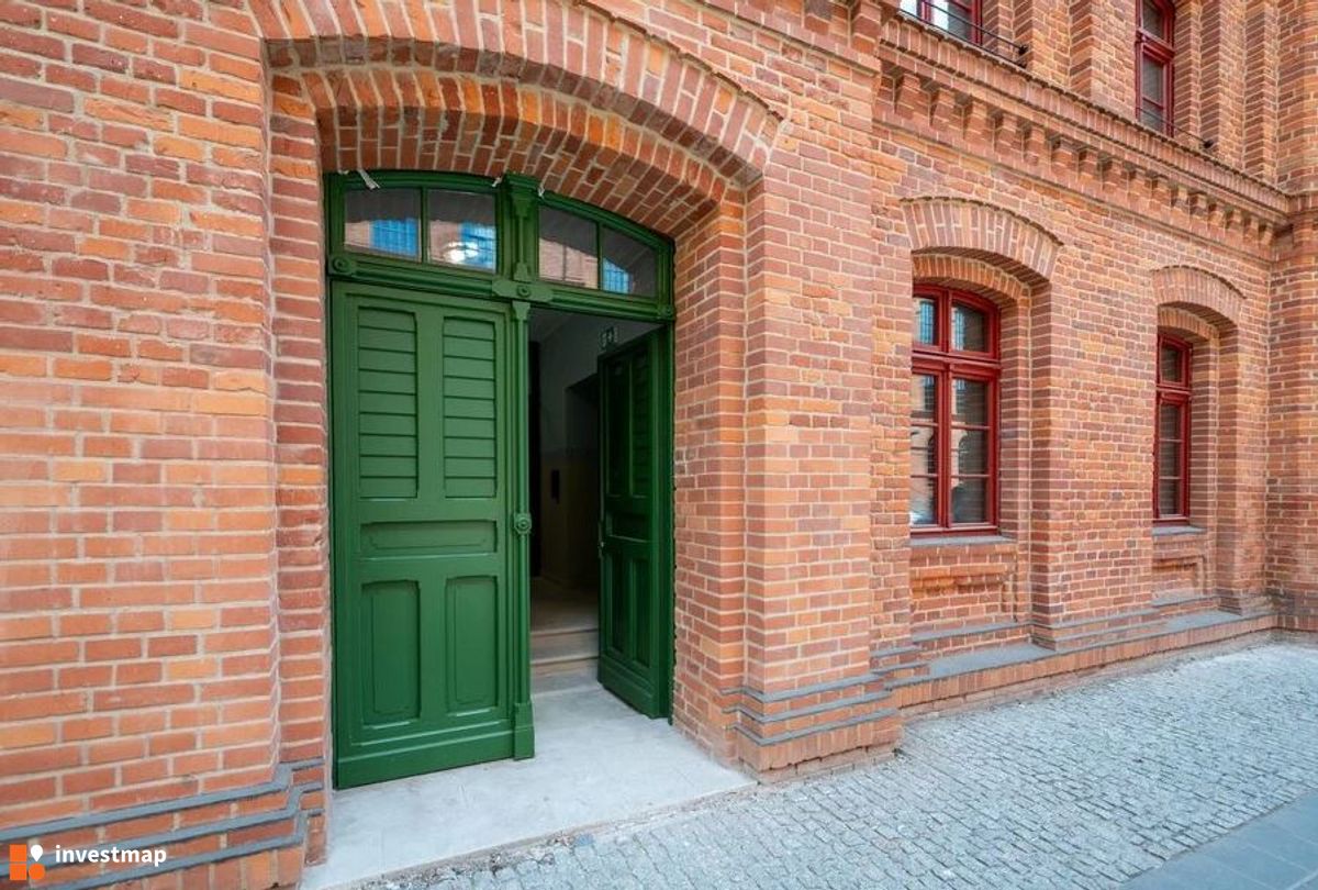 Zdjęcie Remont famuły, ul. Ogrodowa 24 fot. Orzech 