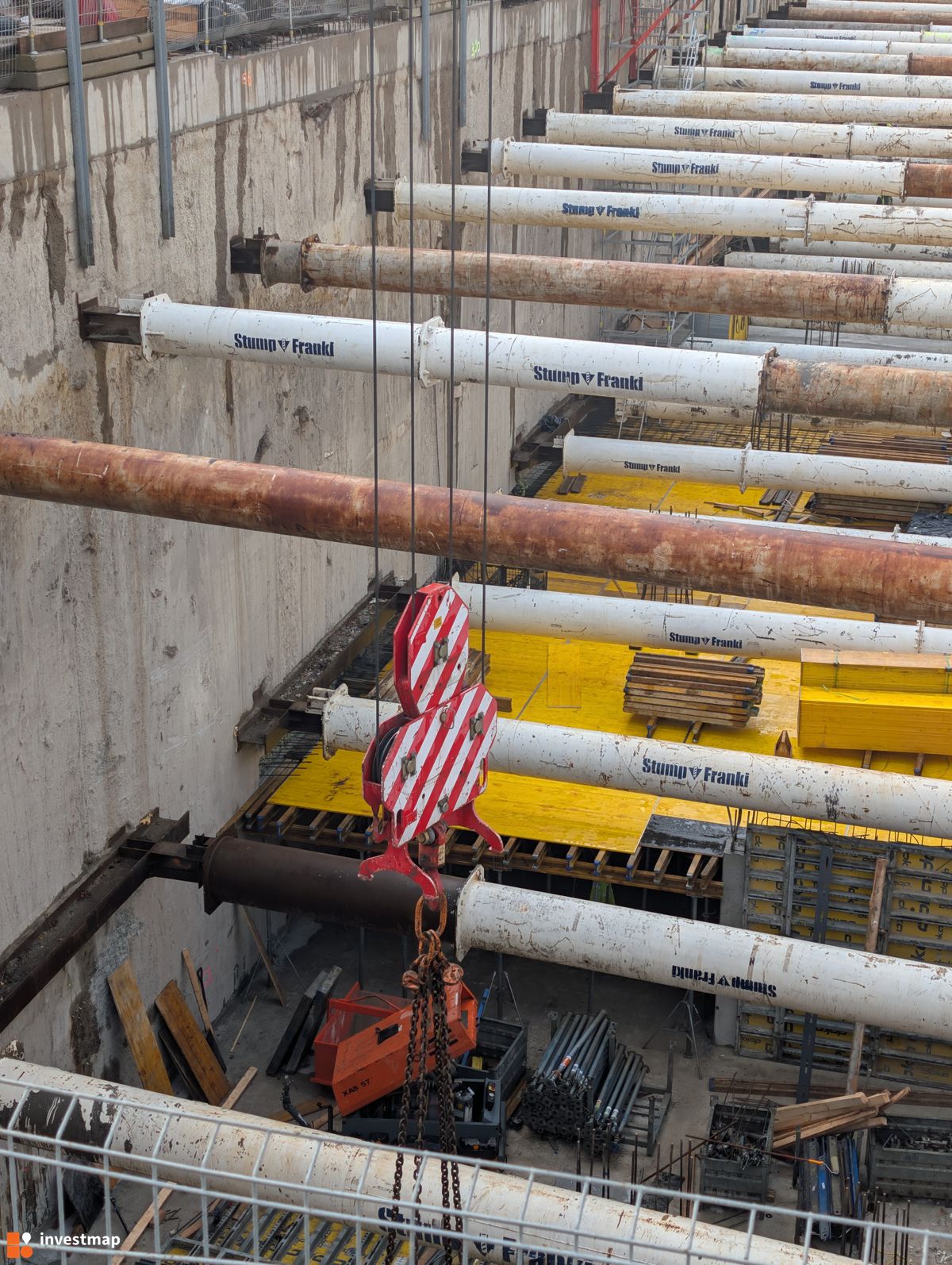 Zdjęcie Powstańców 7D fot. Jan Augustynowski