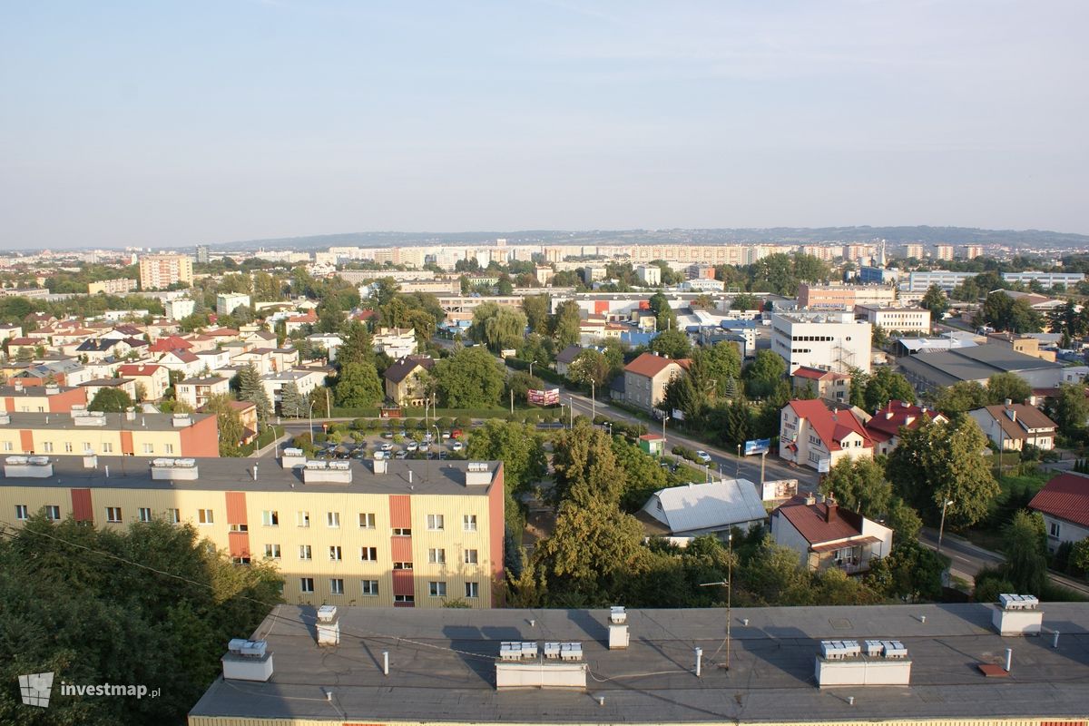 Zdjęcie [Rzeszów] Budynek Biurowy, ul. Langiewicza fot. Damian Daraż 