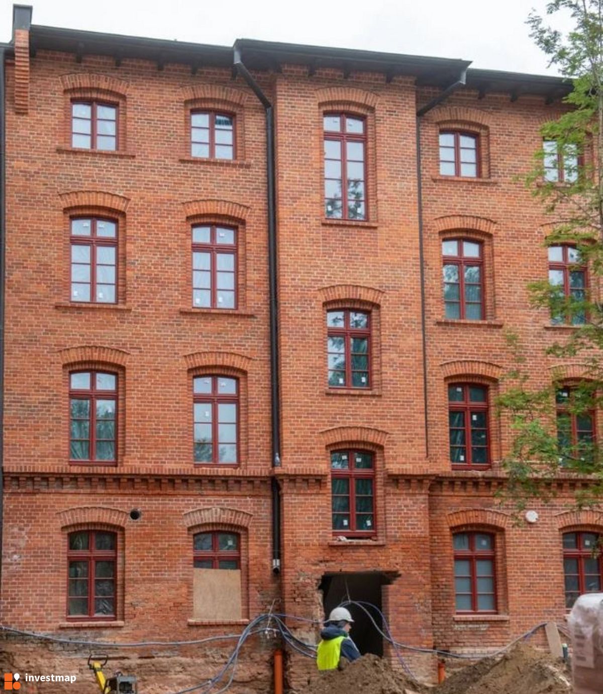 Zdjęcie Remont famuły, ul. Ogrodowa 24 fot. Orzech 