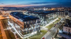 Duży, znany bank powiększa biuro w Krakowie