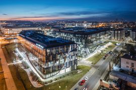 Duży, znany bank powiększa biuro w Krakowie