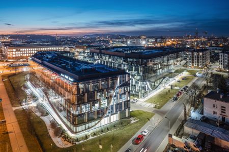 Duży, znany bank powiększa biuro w Krakowie