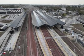 Cztery perony, tunel i ruchome schody – stacja Białystok w nowej odsłonie [FILM+ZDJĘCIA]