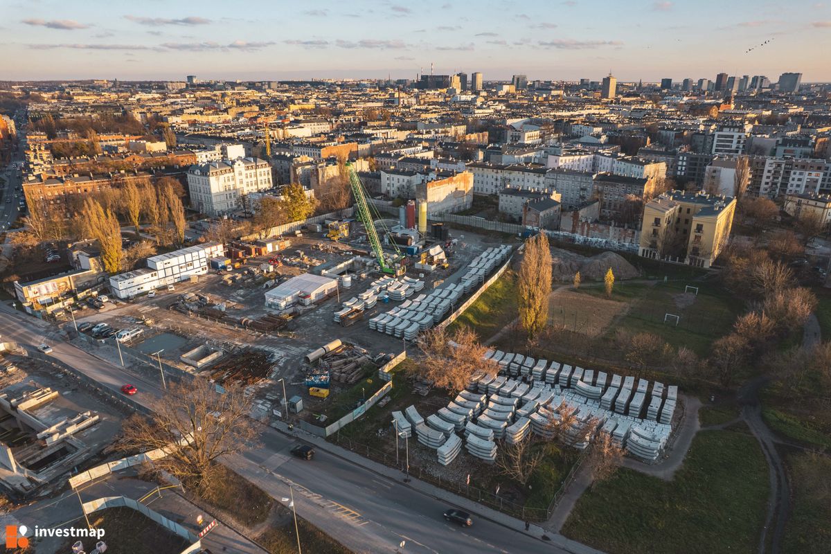 Zdjęcie Stacja kolejowa Łódź Polesie fot. Jakub Zazula 