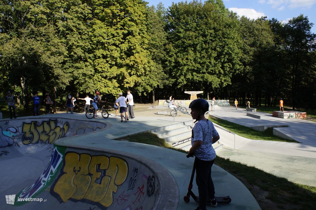 Zdjęcie Skatepark, Park Lotników  fot. Damian Daraż 