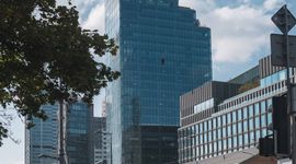 102-metrowy wieżowiec Studio w Warszawie prawie gotowy [FILM]