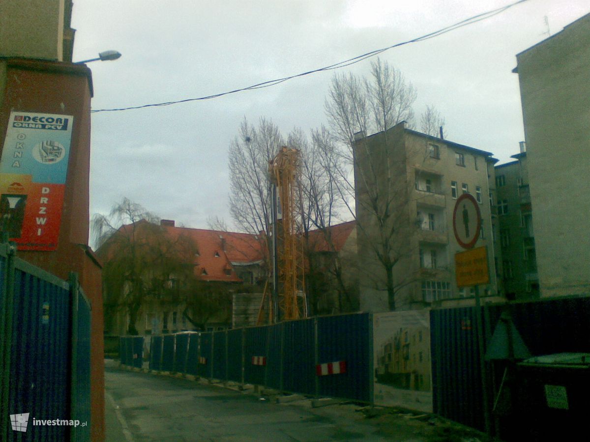 Zdjęcie [Świdnica] Budynek mieszkalno-usługowy, ul. Spółdzielcza fot. figofago 